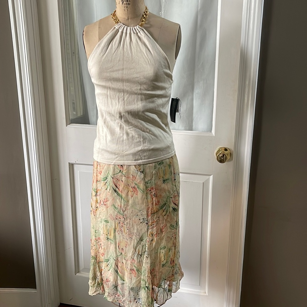 Ralph. Lauren blue label floral lined skirt, size 6.